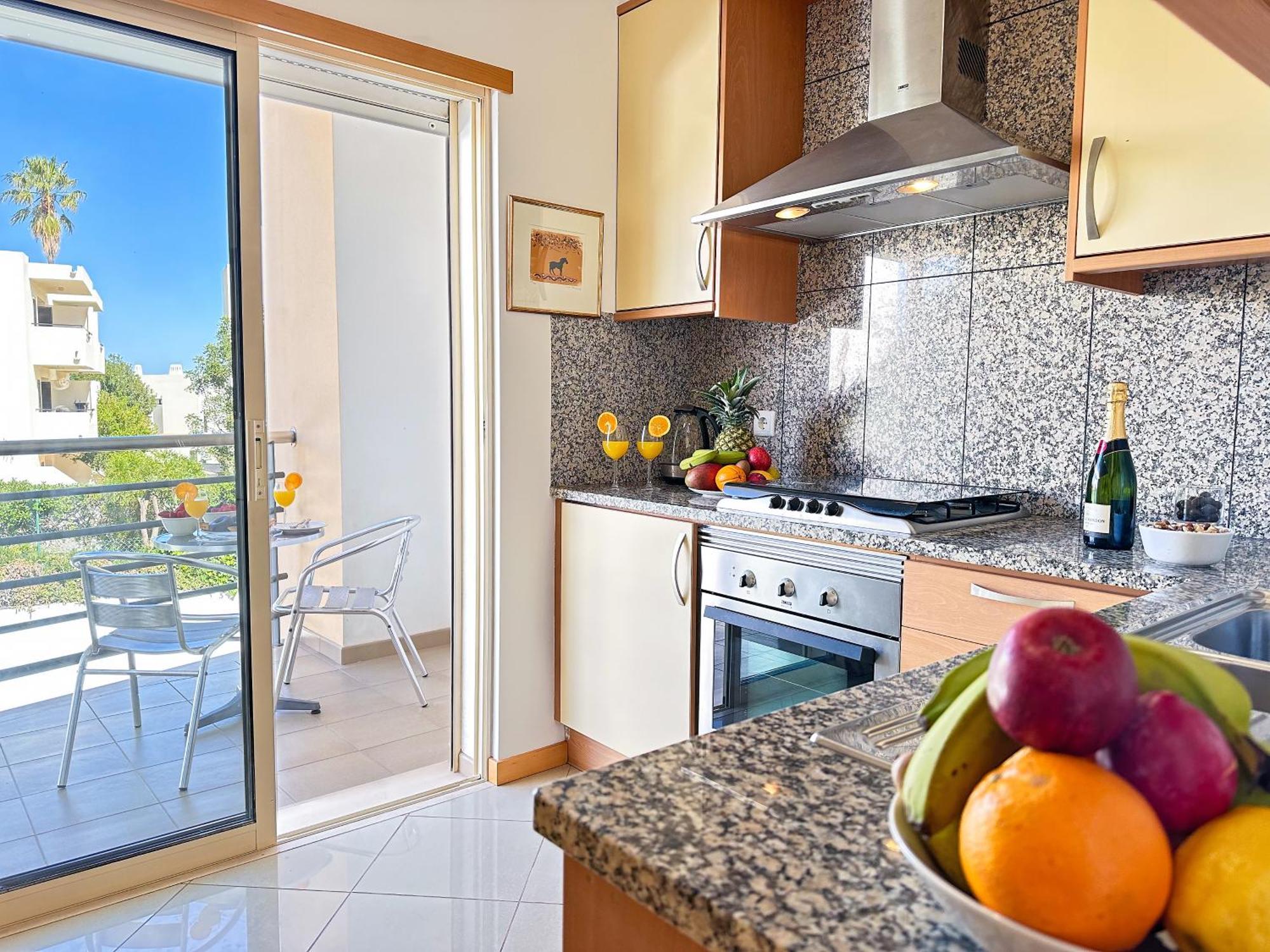 Modern Ocean, Garden & Pool View Condo By Becherish Albufeira Esterno foto
