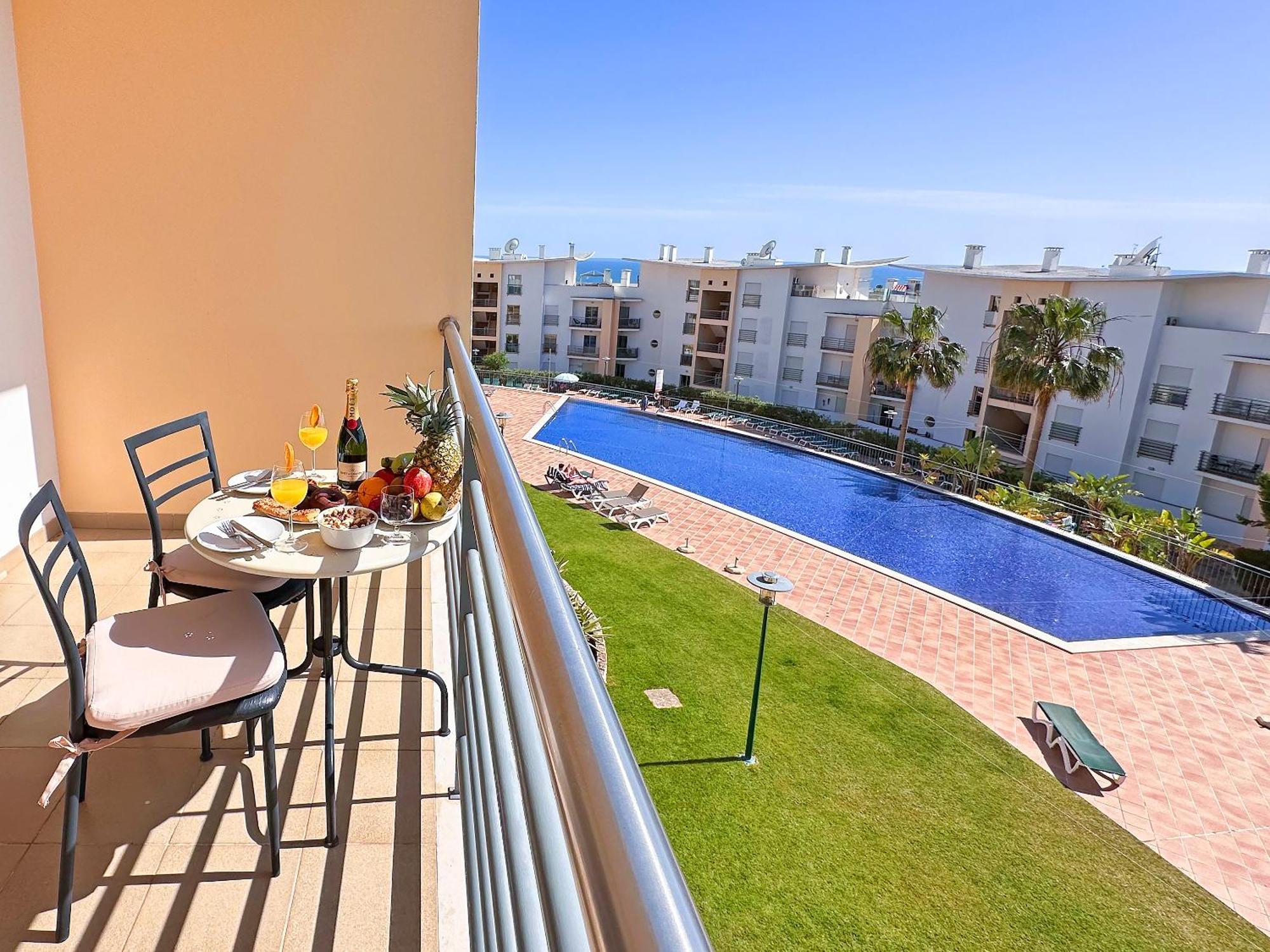 Modern Ocean, Garden & Pool View Condo By Becherish Albufeira Esterno foto
