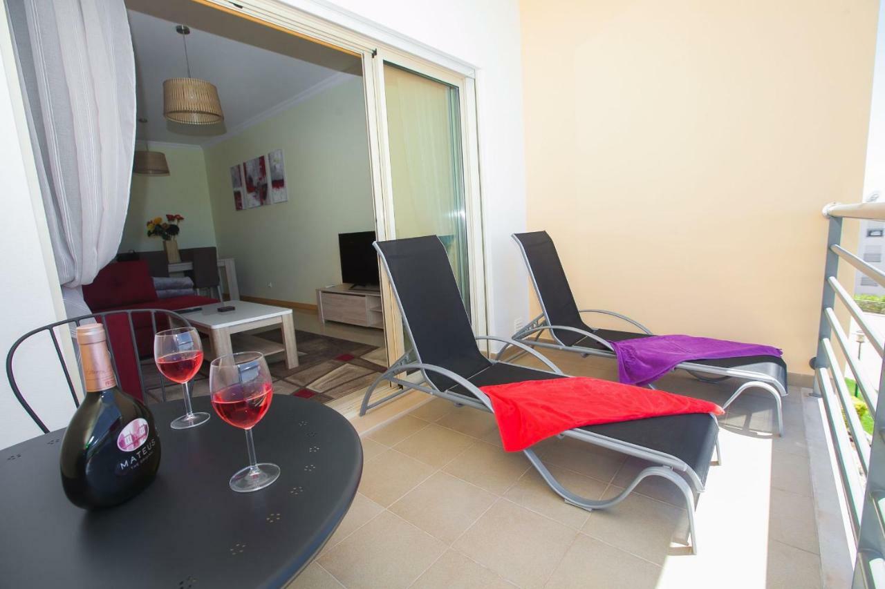 Modern Ocean, Garden & Pool View Condo By Becherish Albufeira Esterno foto