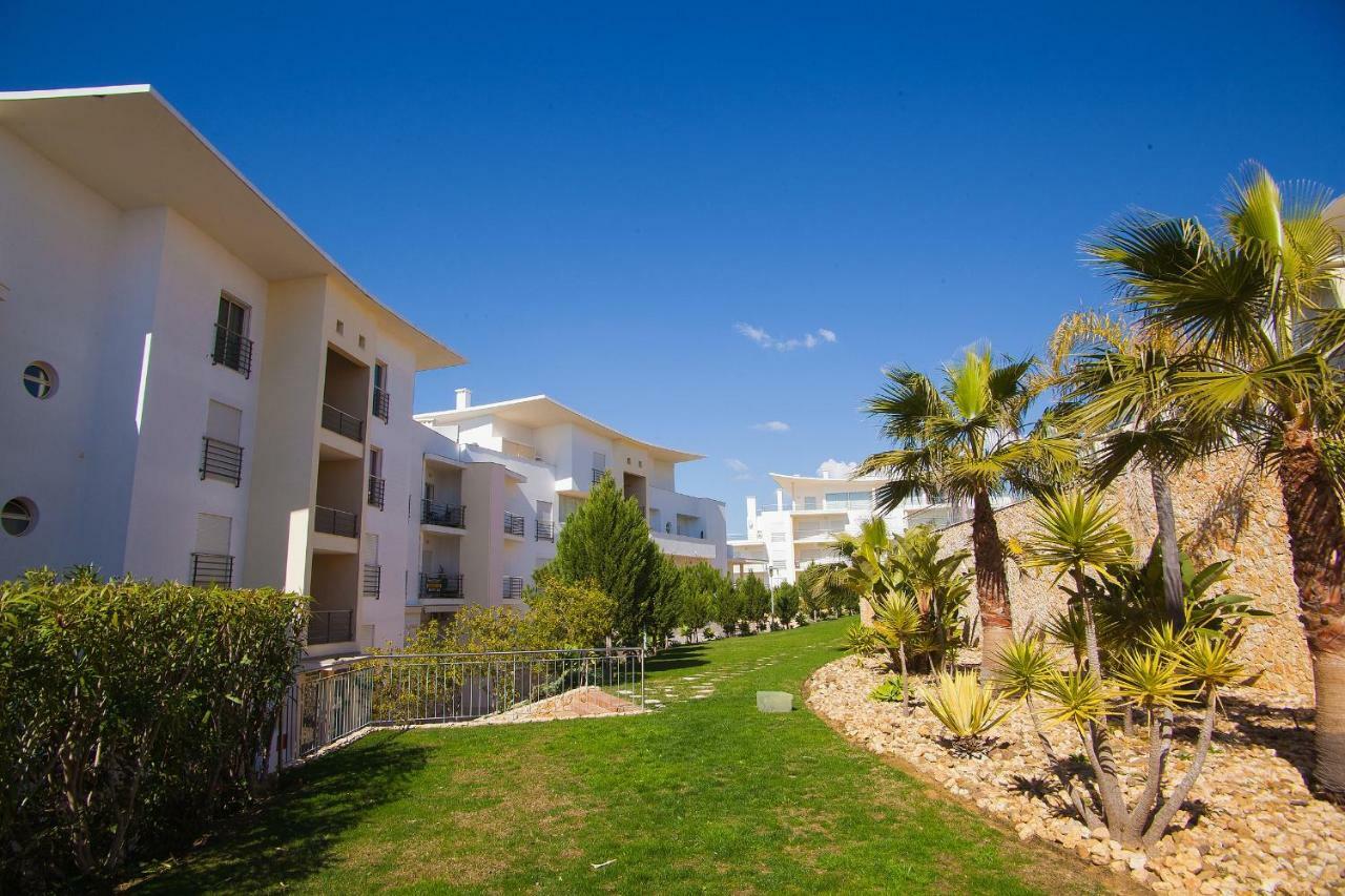 Modern Ocean, Garden & Pool View Condo By Becherish Albufeira Esterno foto